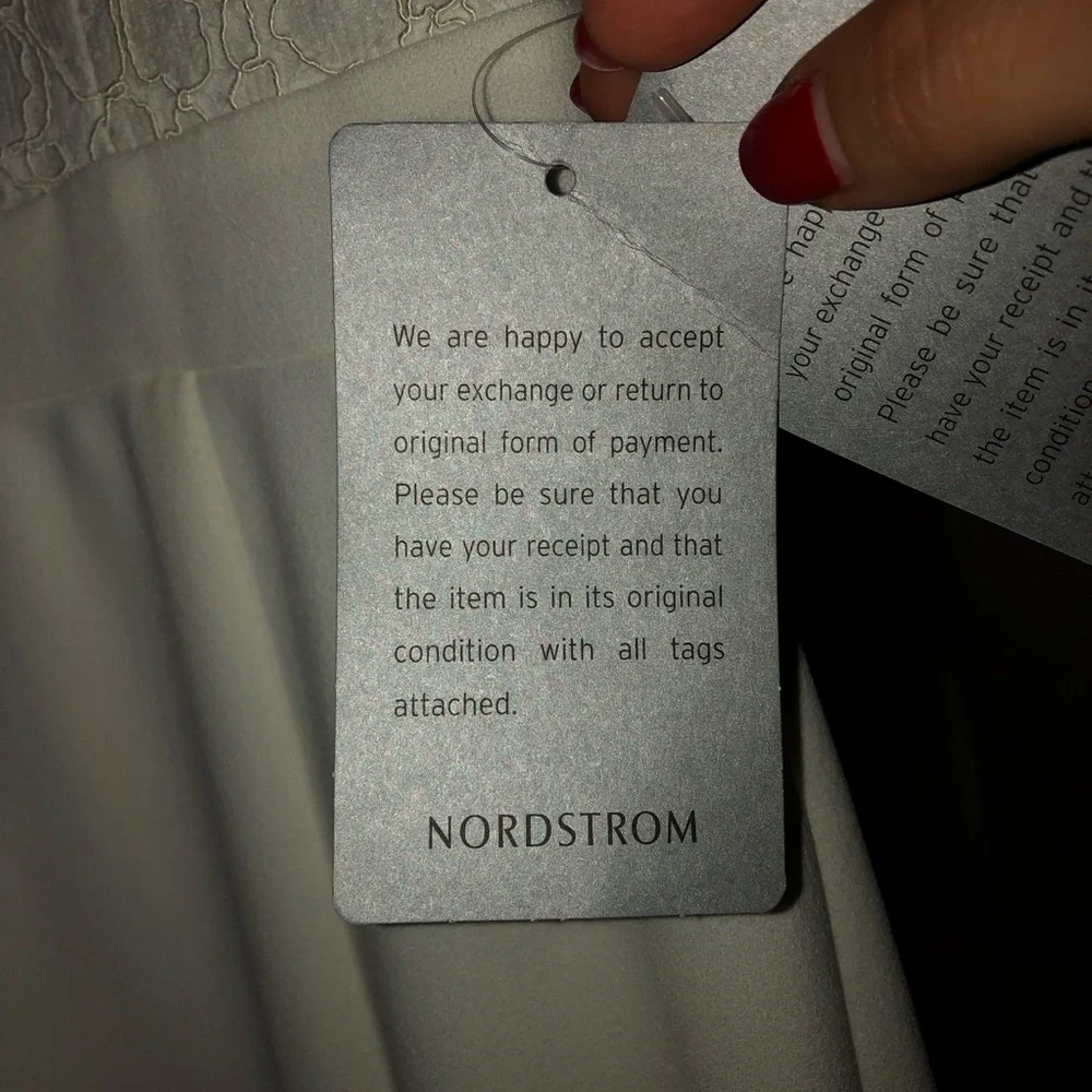 Mermaid Maxi with Lace Top Body & Keyhole Open Back Lulus Dress. - Picture 7 of 8